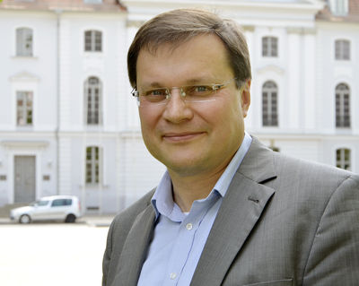 Dr Assel Kaiserslautern