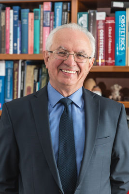 Prof. Dr. Marek Glezerman