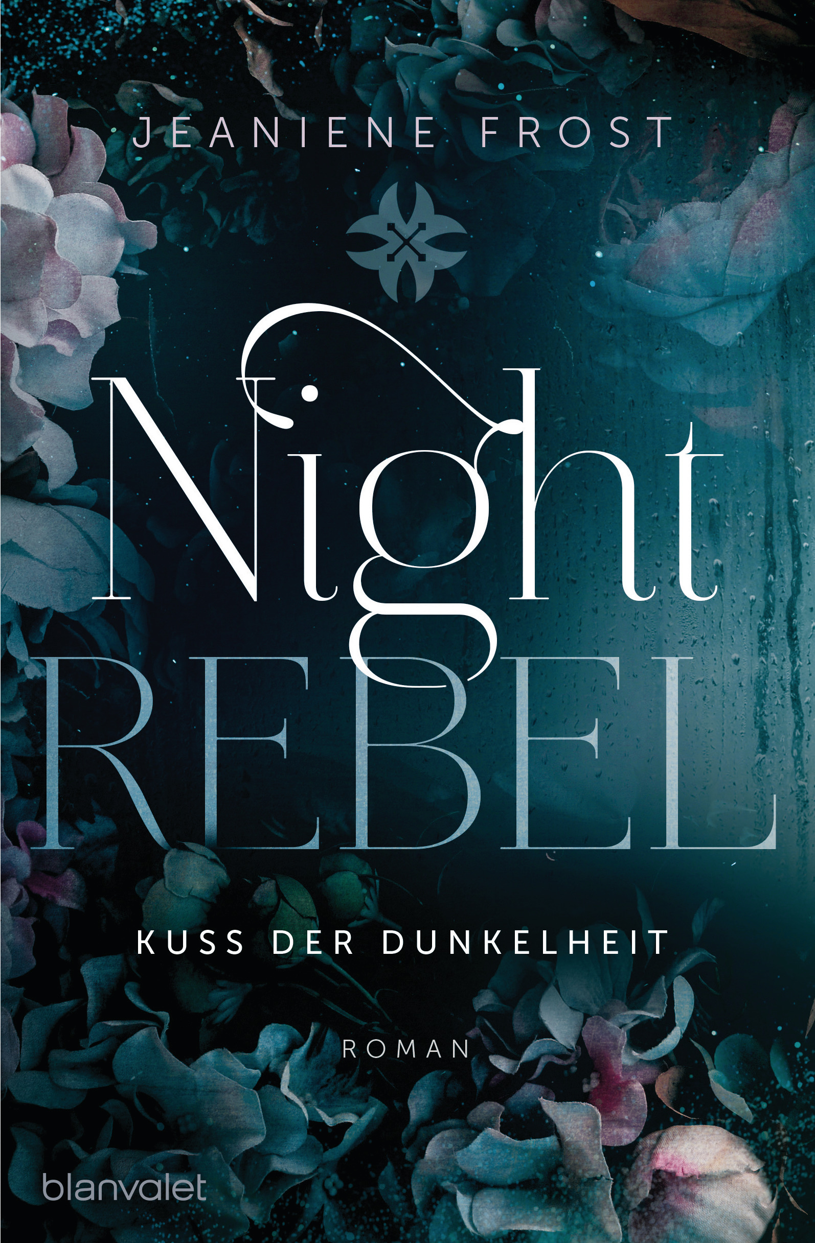 Bücherblog. Neuerscheinungen. Buchcover. Night Rebel - Kuss der Dunkelheit (Band 1) von Jeaniene Frost. Fantasy. blanvalet